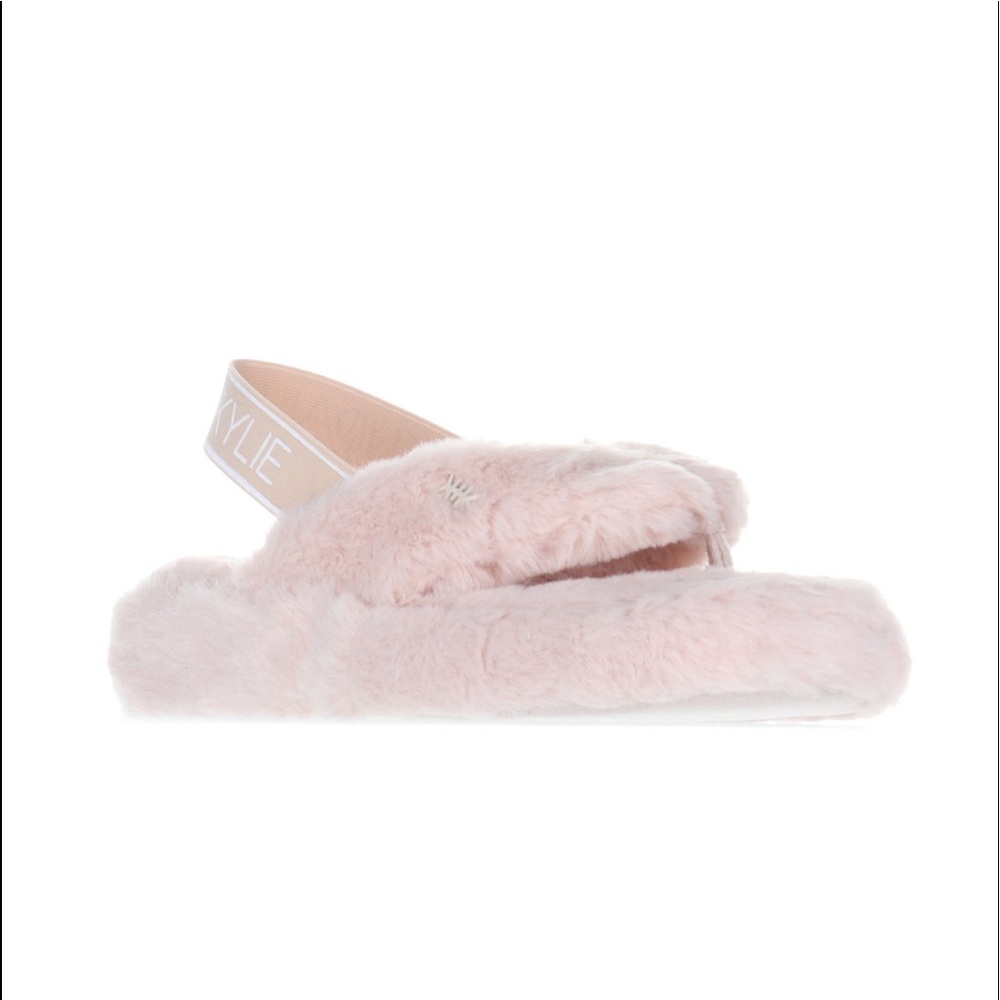 Kendall & Kylie dusty pink thong slippers
